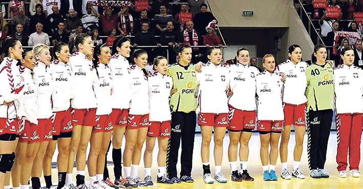 Kadra zbiera się do boju