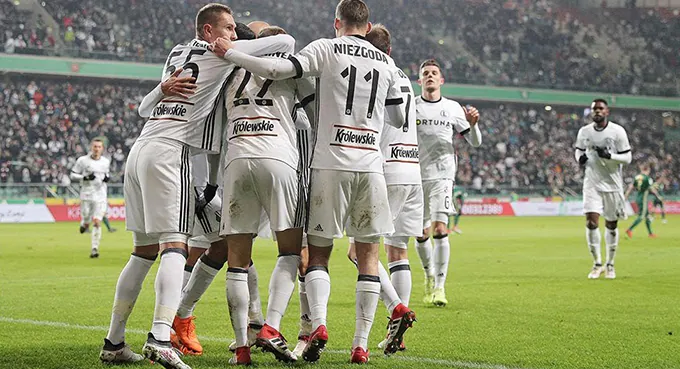 Liga na peryferiach futbolowej Europy