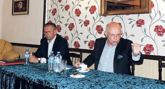 „Czekając na lepsze czasy” – podsumowanie działalności Klubu Trybuny w Otwocku