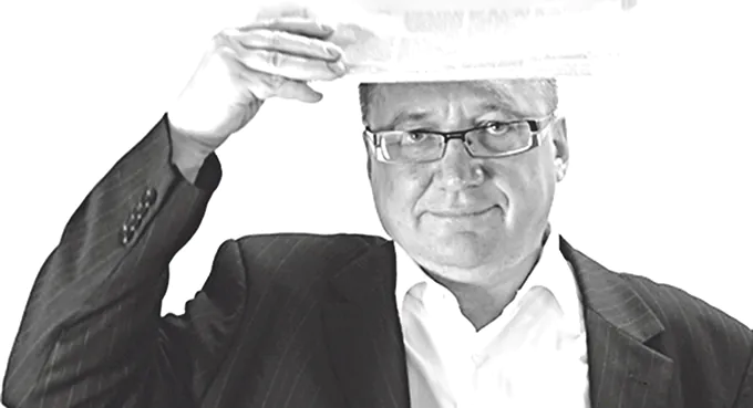 Okrągły, lecz pusty