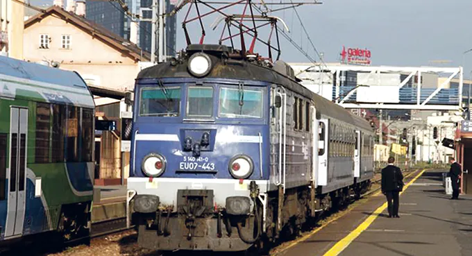 PKP mają mniej pasażerów