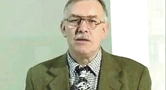 Prof. Krzemiński: Kaczyński naśladuje działania Putina