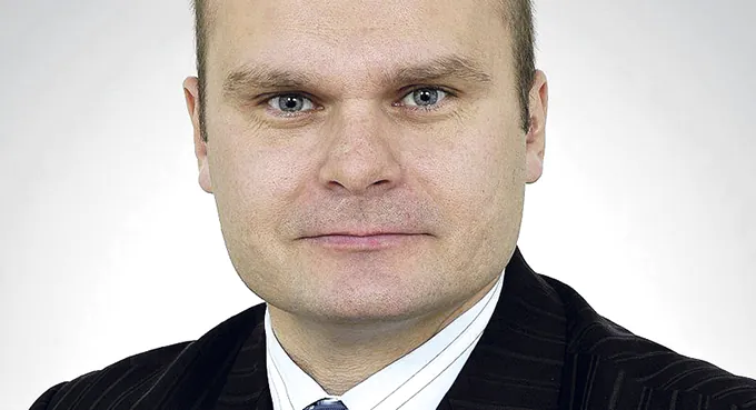 Świętsi od papieża