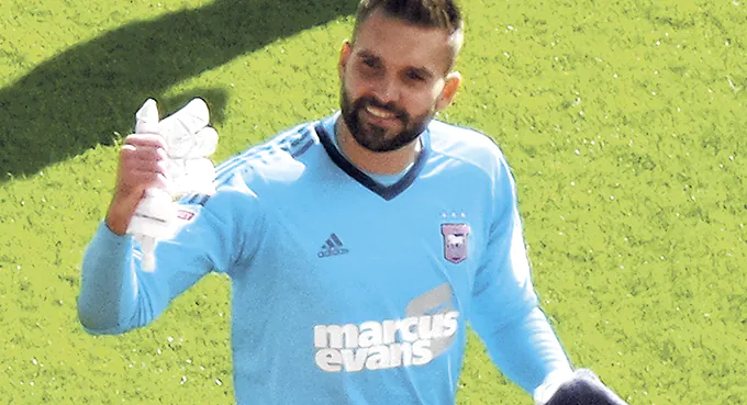 Białkowski wrócił do bramki Ipswich