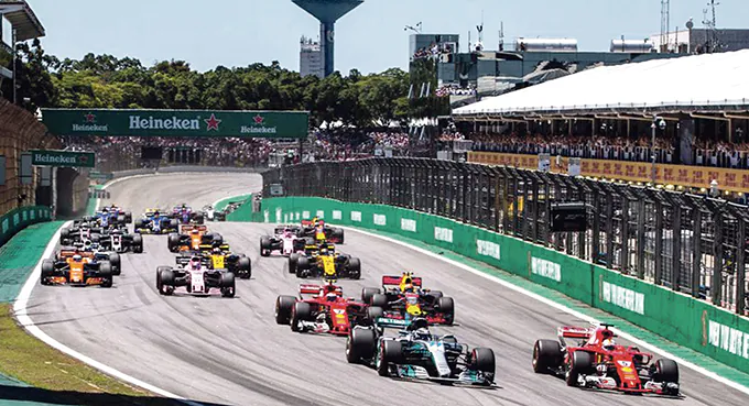 Formuła 1: Ekipa Mercedesa w podwójnej koronie