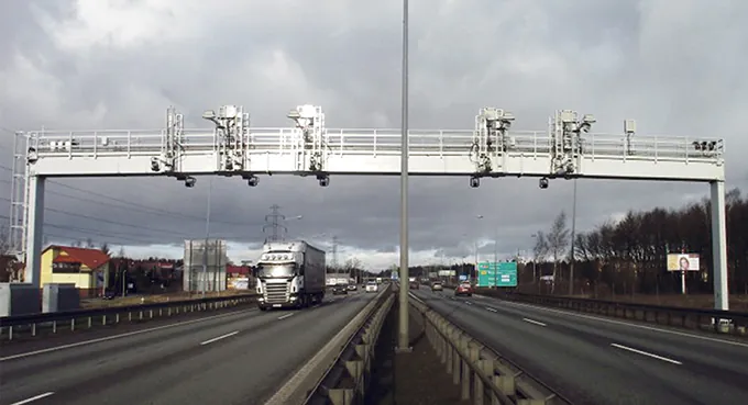 Pod totalną kontrolą rządu