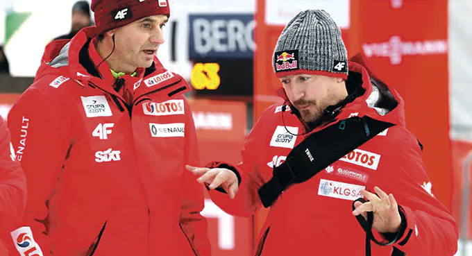 Małysz naciska na Horngachera