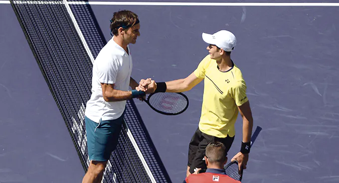 Hurkacz postawił się Federerowi