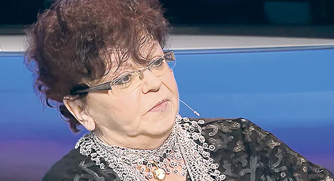 To władza gra dziećmi