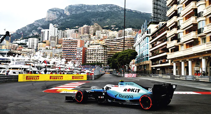 Ekipa Williamsa krzywdzi Kubicę