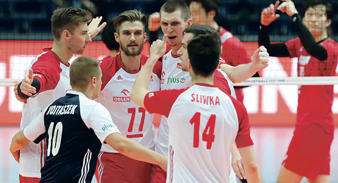 Kogo Heynen pośle do Chicago?