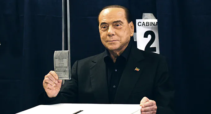 Silvio cierpliwie czeka