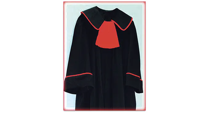 Polityka ponad prawem