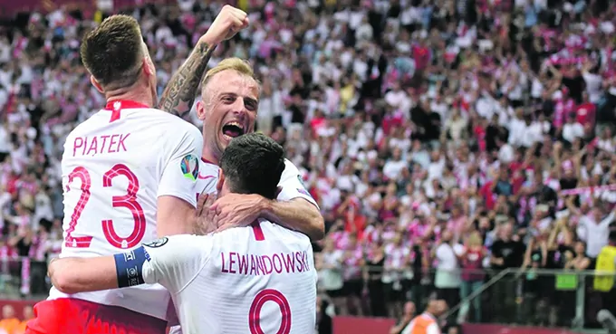 Nie chcą już Brzęczka?