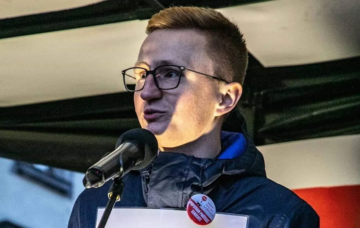 Polskich nauczycieli odarto z godności