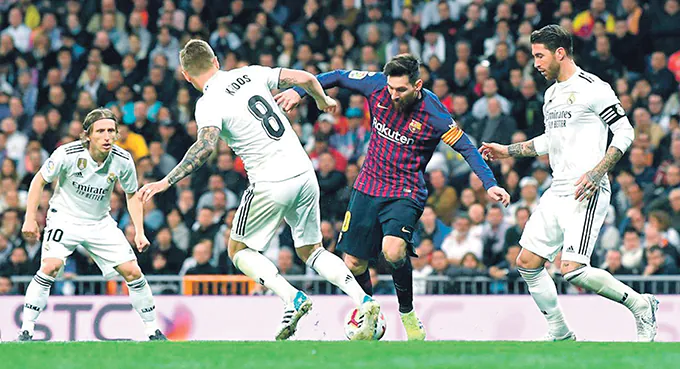 El Clasico pod presją politycznych sporów