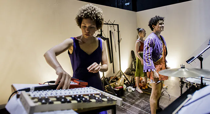 Nowy teatr, ale jaki?