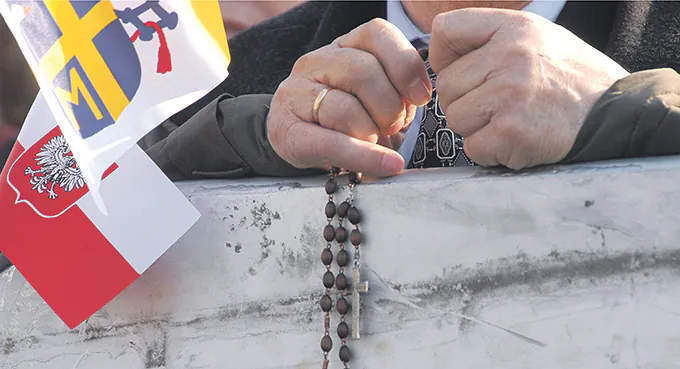 Wojna zatęchłego tradycjonalizmu z rozumem