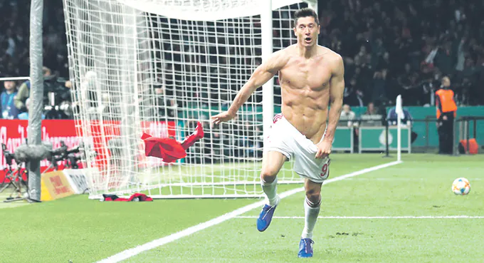 Lewy odzyskał pozycję lidera