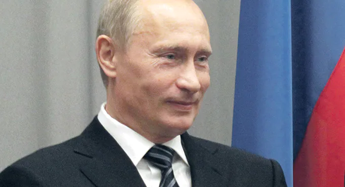 Osiem powodów, dla których Putin atakuje Polskę