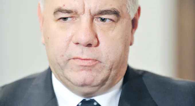 Jacek Sasin,  minister bezradny