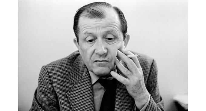 Kazimierz Dejmek – ślady