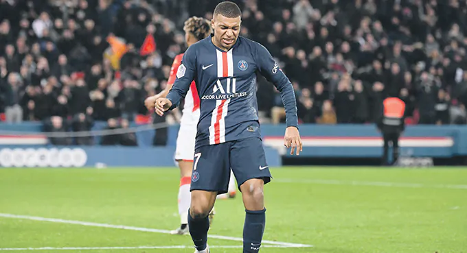 Mocno hurtowa przecena piłkarzy