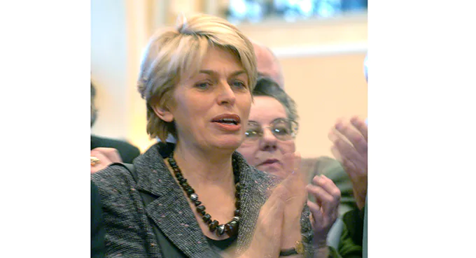 Izabela Jaruga-Nowacka  Cała była wychylona  ku drugiemu człowiekowi