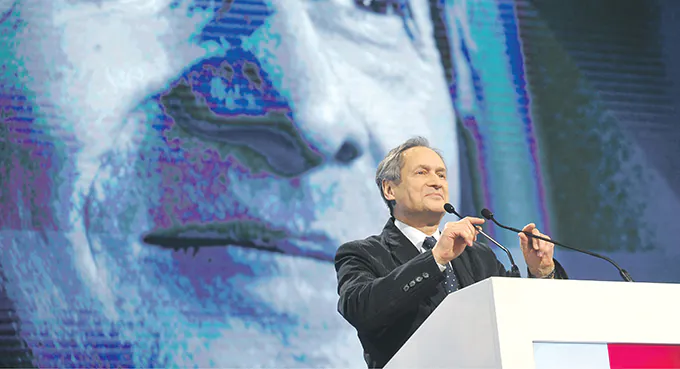 Swoją urodą nigdy się nie upajałem