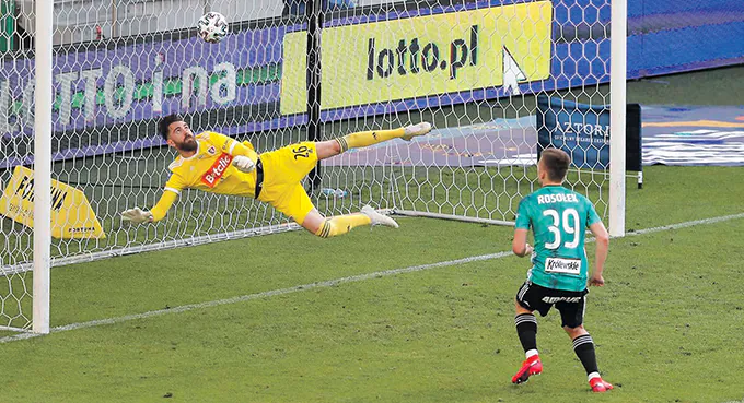 Fiesta Legii odłożona