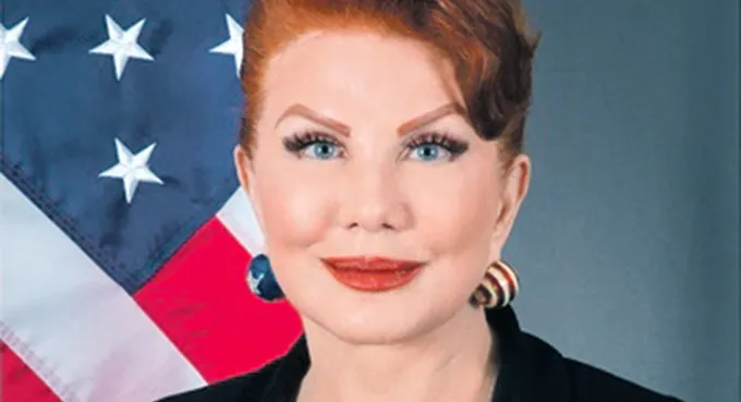 O pożytkach z istnienia Georgetty Mosbacher