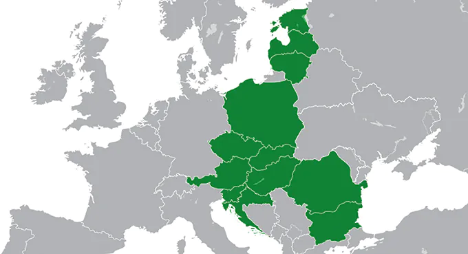 Trójmorski przekręt PiS
