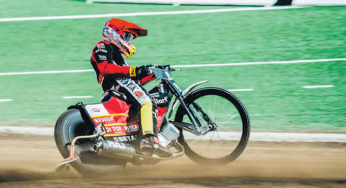 Janowski liderem pod dwóch rundach