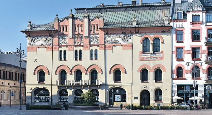 Historia Starego czyli pożegnanie Klaty
