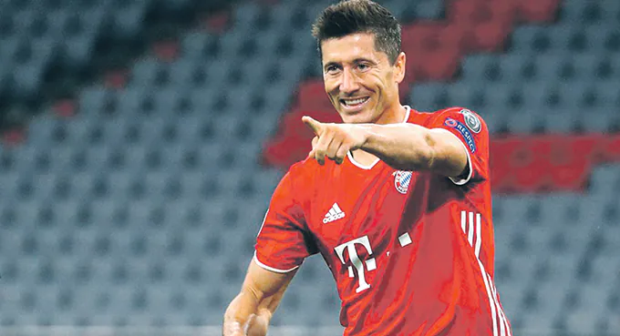 Lewandowski atakuje nie tylko na boisku