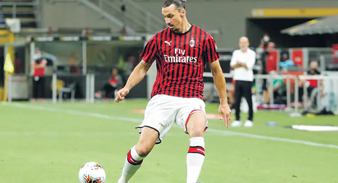 Zlatan goni Lewego w Złotym Bucie