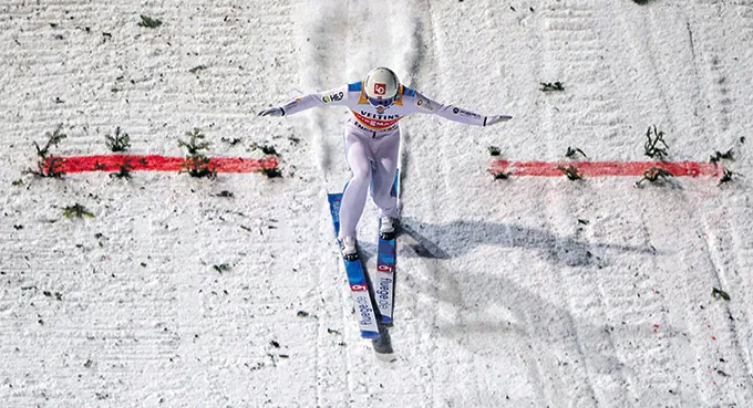 Niemiecki cyrk z wirusem w Oberstdorfie