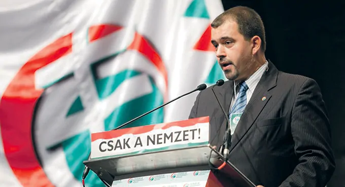 Nieciekawie tuż za płotem