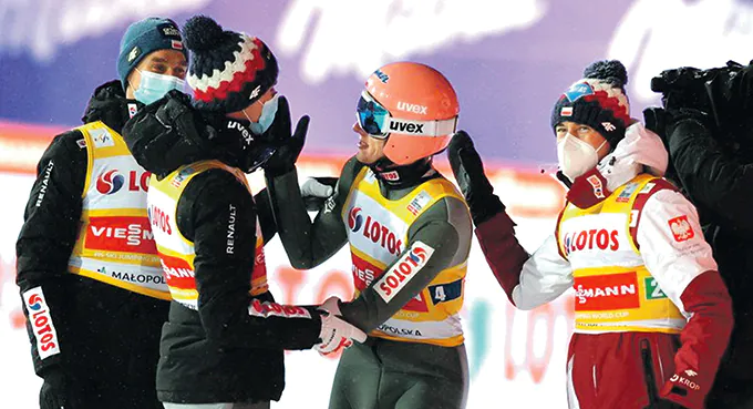 Skoki narciarskie: W Zakopanem wiatr nie służył Polakom