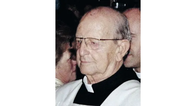 Ksiądz – pedofil na dworze Pinocheta