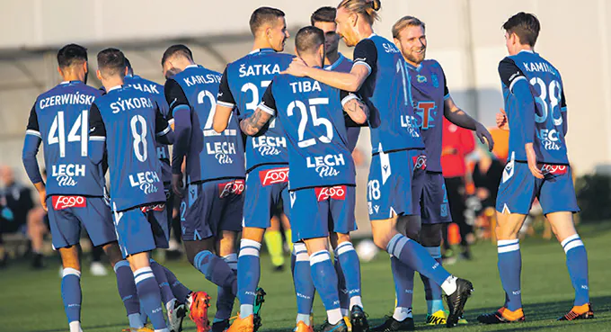 Trener Lecha popadł w poważne tarapaty