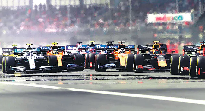 Formuła 1: Hamilton podpisał ostatni