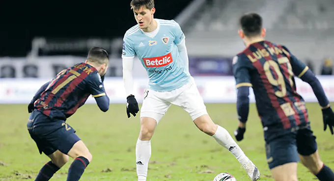 Pogoń czeka na Legię