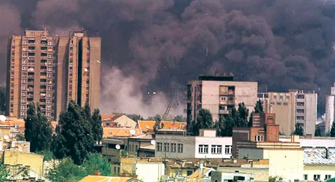 Ofiary bombardowań NATO chcą odszkodowań