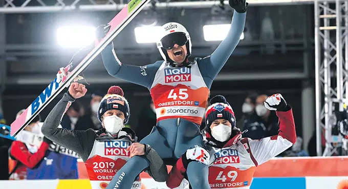Skoki narciarskie: Tylko Żyła wraca z tarczą z Oberstdorfu