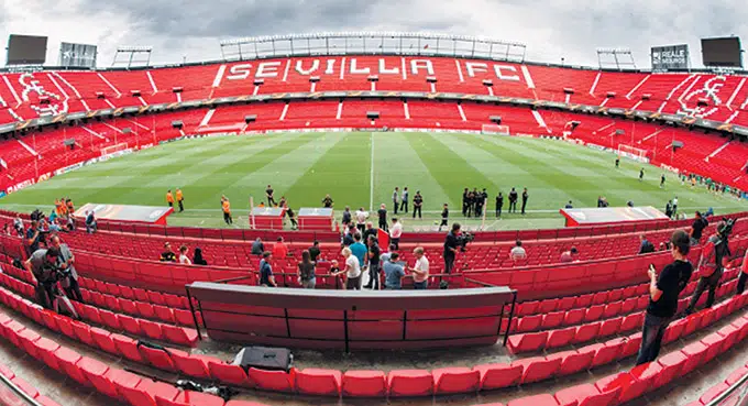 Euro 2021: UEFA narobiła bałaganu