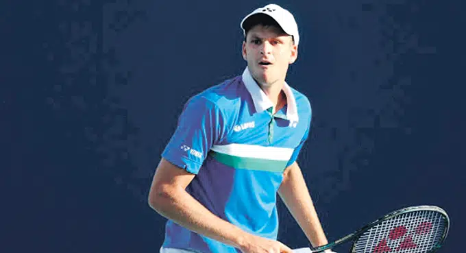 W Miami Hurkacz zaszalał w singlu, a Świątek w deblu