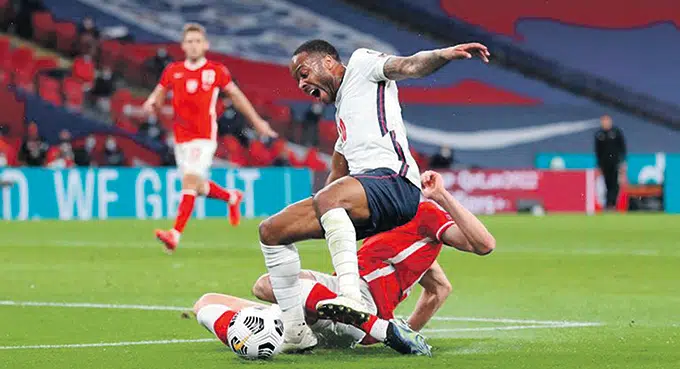 Euro 2020/21: Bóg futbolu na Wembley jest Anglikiem