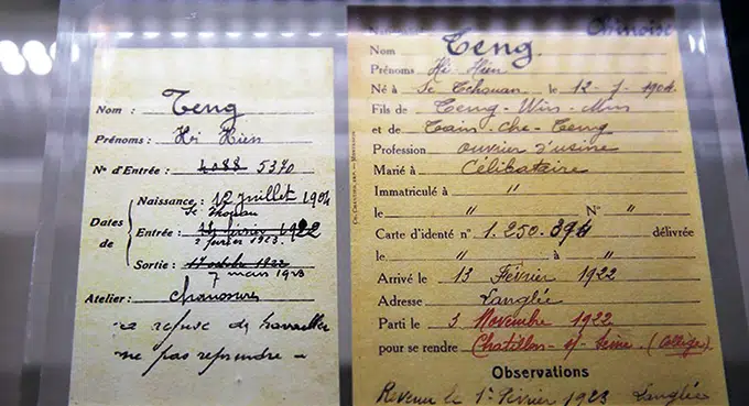 Uczniowie przypominają heroiczną młodość dawnych chińskich przywódców we Francji