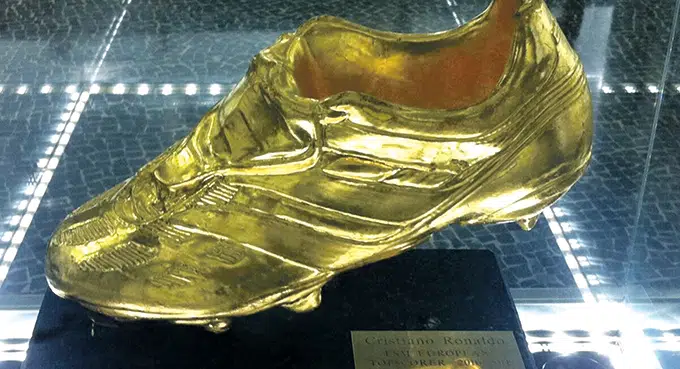 Złoty But na nodze Lewego